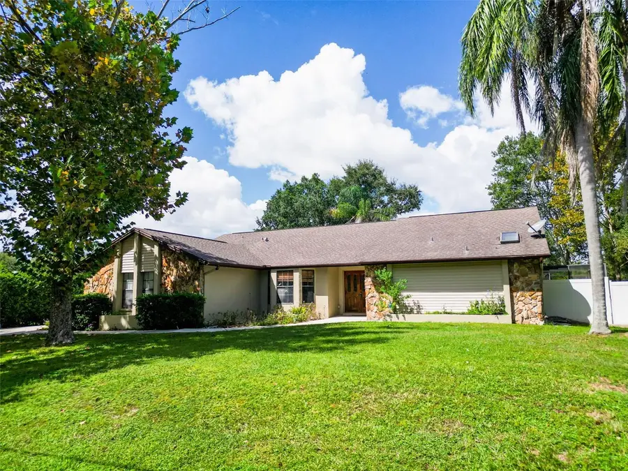 25039 Tradewinds Drive, Land O Lakes, FL 34639 - Image #2