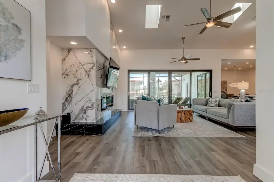 112 Leeward Island, Clearwater, FL 33767 - Image #3