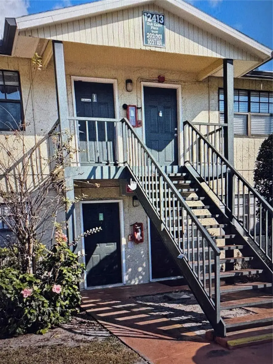 12413 Oak Cedar Place #201, Tampa, FL 33612 - Image #1