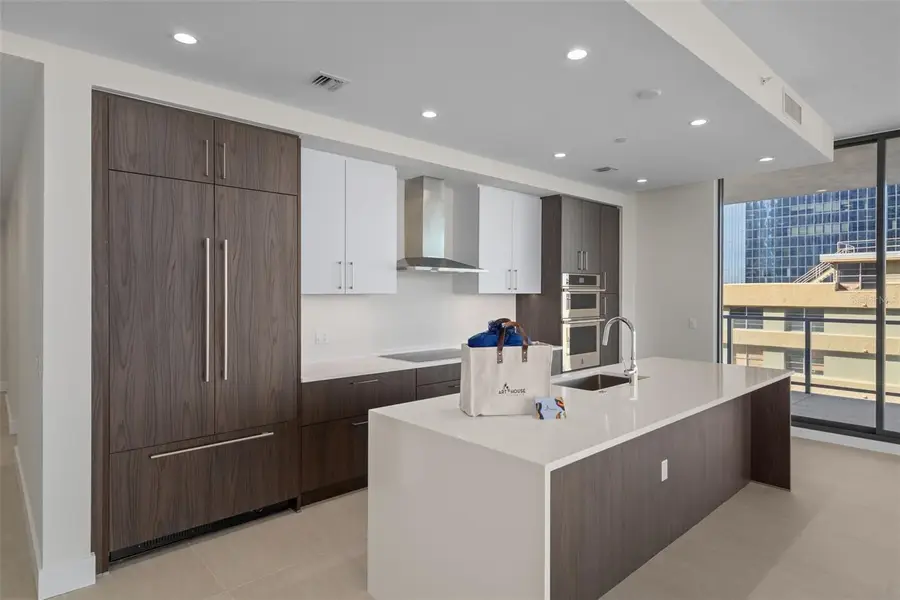 275 1st Avenue S #1001, Saint Petersburg, FL 33701 - Image #3