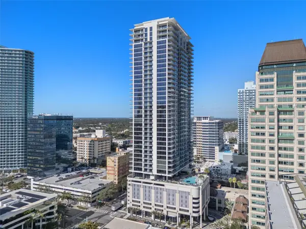 275 1st Avenue S #2401, ST PETERSBURG, FL 33701