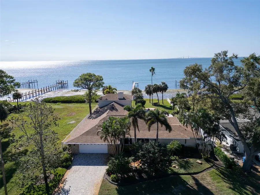 1100 Friendly Way S, Saint Petersburg, FL 33705 - Image #2