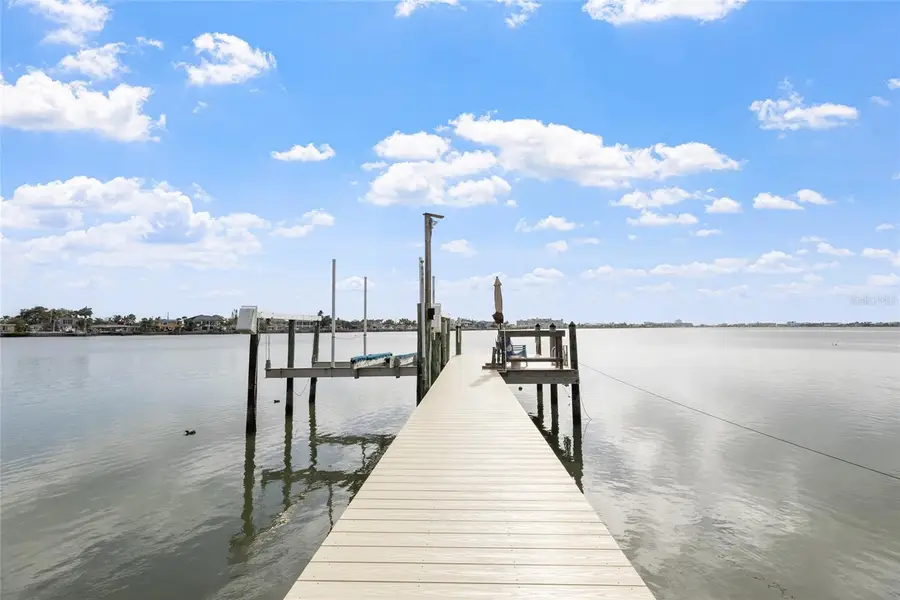 311 Sunset Drive N, Saint Petersburg, FL 33710 - Image #3