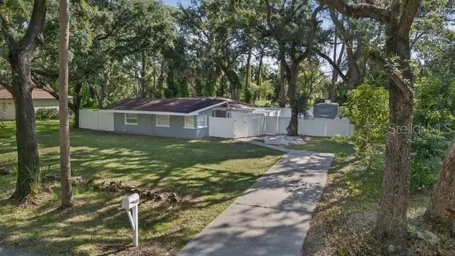 6009 Theresa St, Tampa, FL 33615 - Image #2