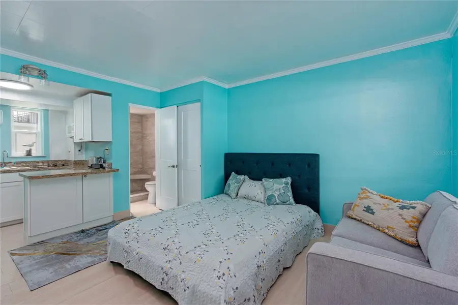 11730 Gulf Boulevard #4, Treasure Island, FL 33706 - Image #3