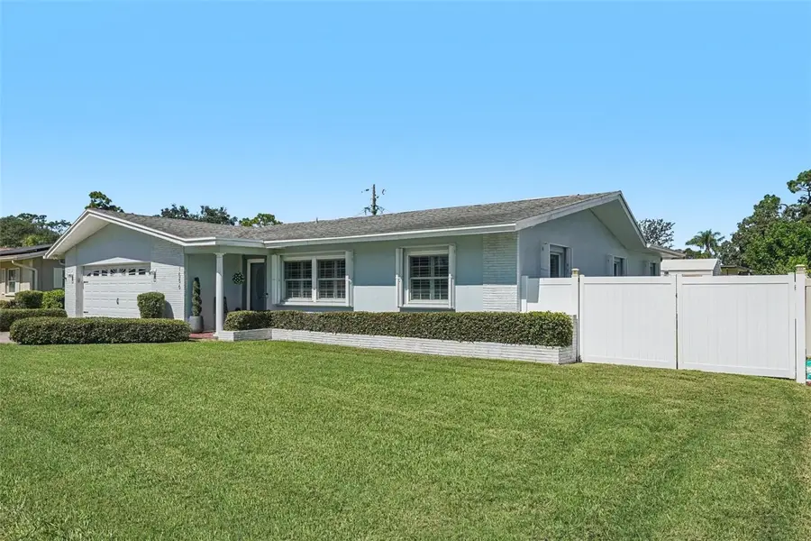 1586 Rosery Road Ne, Largo, FL 33770 - Image #3