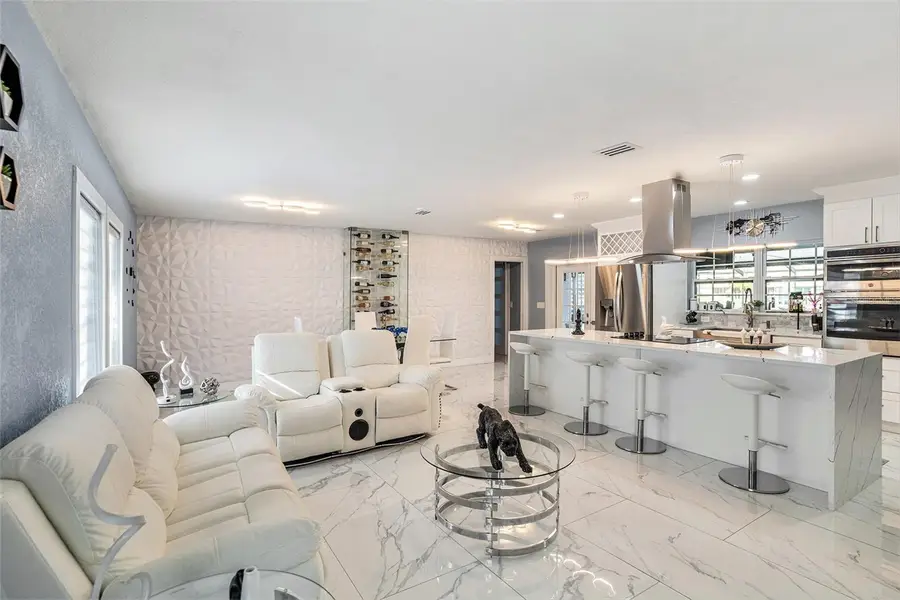 Address Withheld By Seller, Tampa, FL 33615 - Image #3