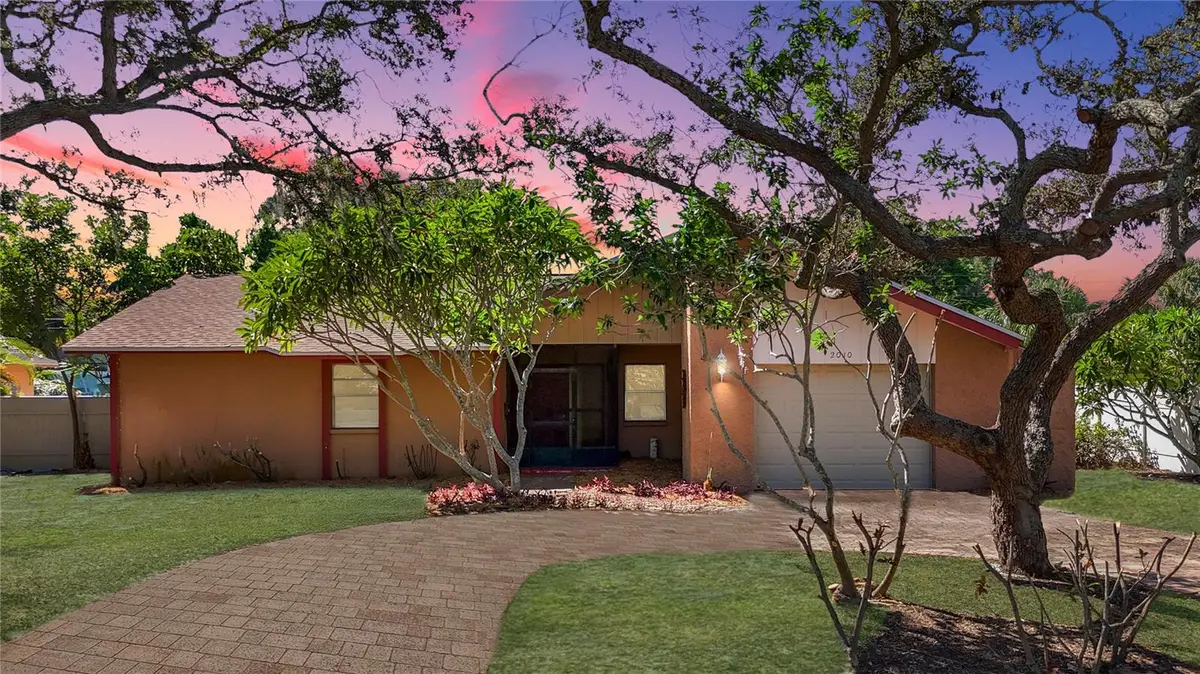 2010 Pinellas Point Drive S, Saint Petersburg, FL 33712 - Image #1