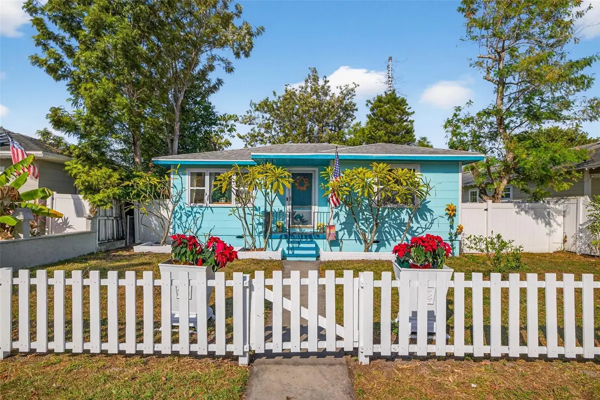 2509 Dartmouth Avenue N, Saint Petersburg, FL 33713 - Image #1