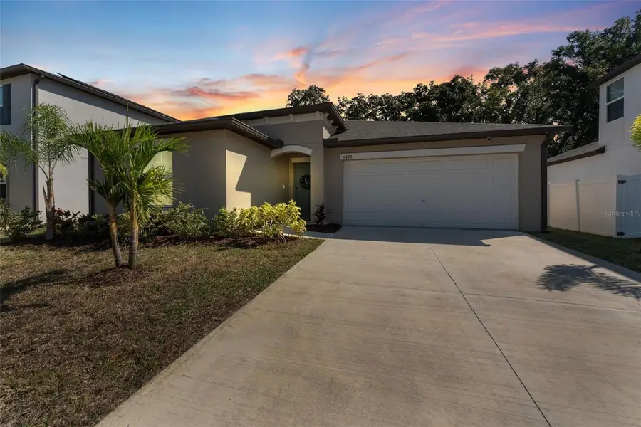 6494 Beverly Hills Drive, Zephyrhills, FL 33541 - Image #2
