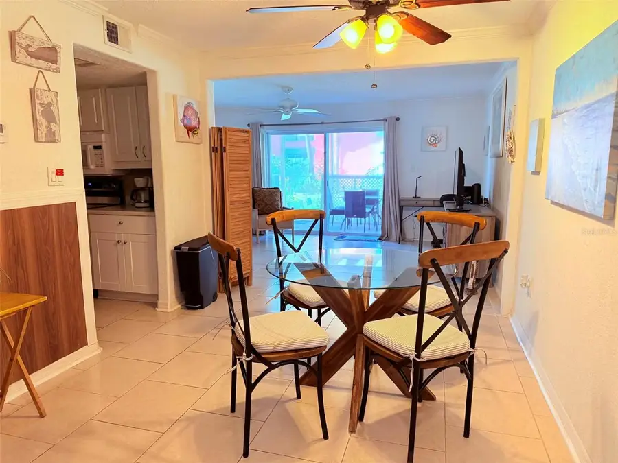 3735 42nd Way S #E, Saint Petersburg, FL 33711 - Image #3