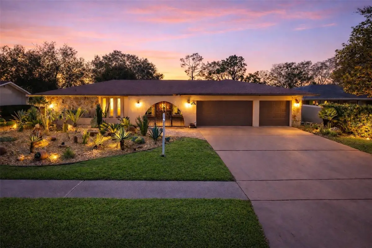 2721 Northridge Drive E, Clearwater, FL 33761 - Image #1