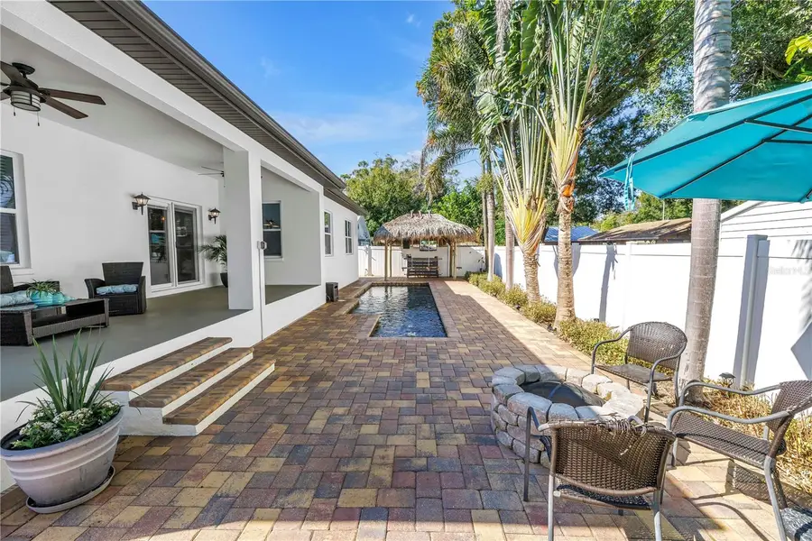 1235 50th Avenue N, Saint Petersburg, FL 33703 - Image #2