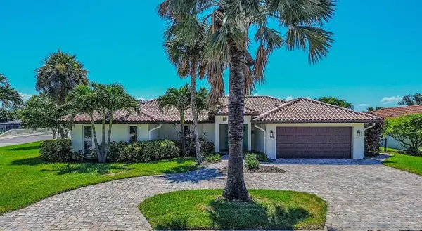 1998 Kansas Avenue Ne, ST PETERSBURG, FL 33703