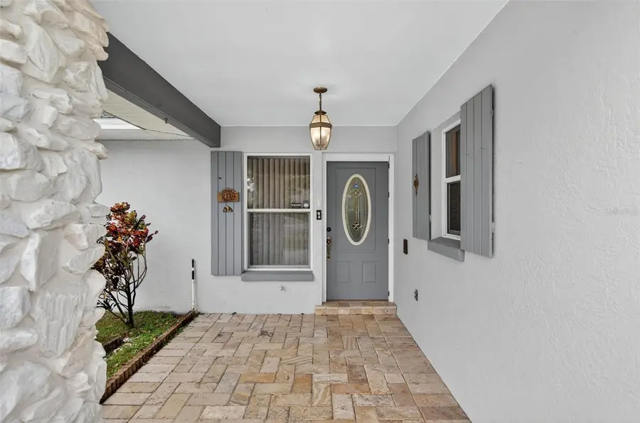 2001 N Golfview Drive, Plant City, FL 33566 - Image #3