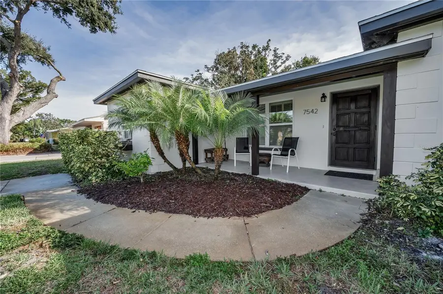 7542 19th Avenue N, Saint Petersburg, FL 33710 - Image #3