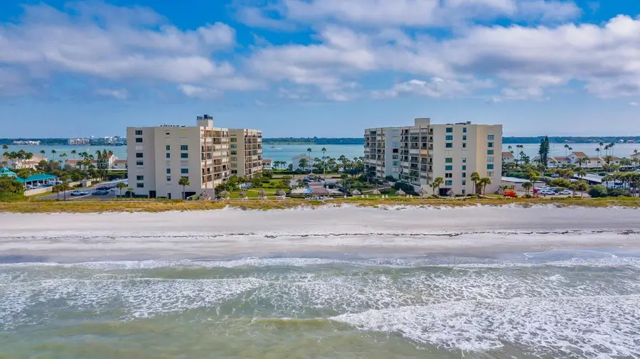 1400 Gulf Boulevard #204, Clearwater Beach, FL 33767 - Image #2