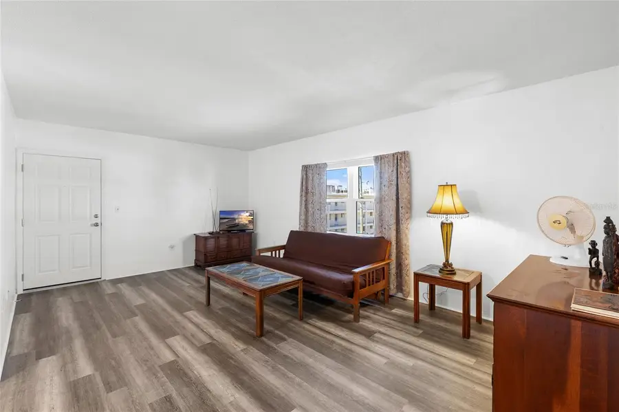 6651 Sunset Way #9, Saint Pete Beach, FL 33706 - Image #3