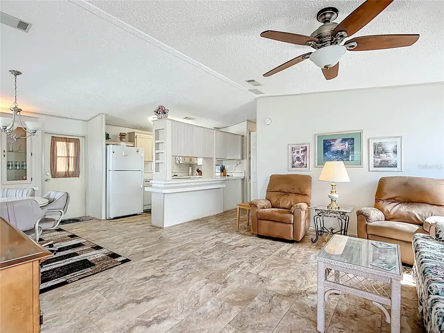 366 Gracie Avenue N, Frostproof, FL 33843 - Image #3