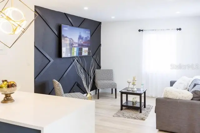 7712 Deleuil Avenue, Tampa, FL 33610 - Image #3