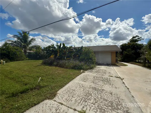 9112 Pineapple Road, FORT MYERS, FL 33967