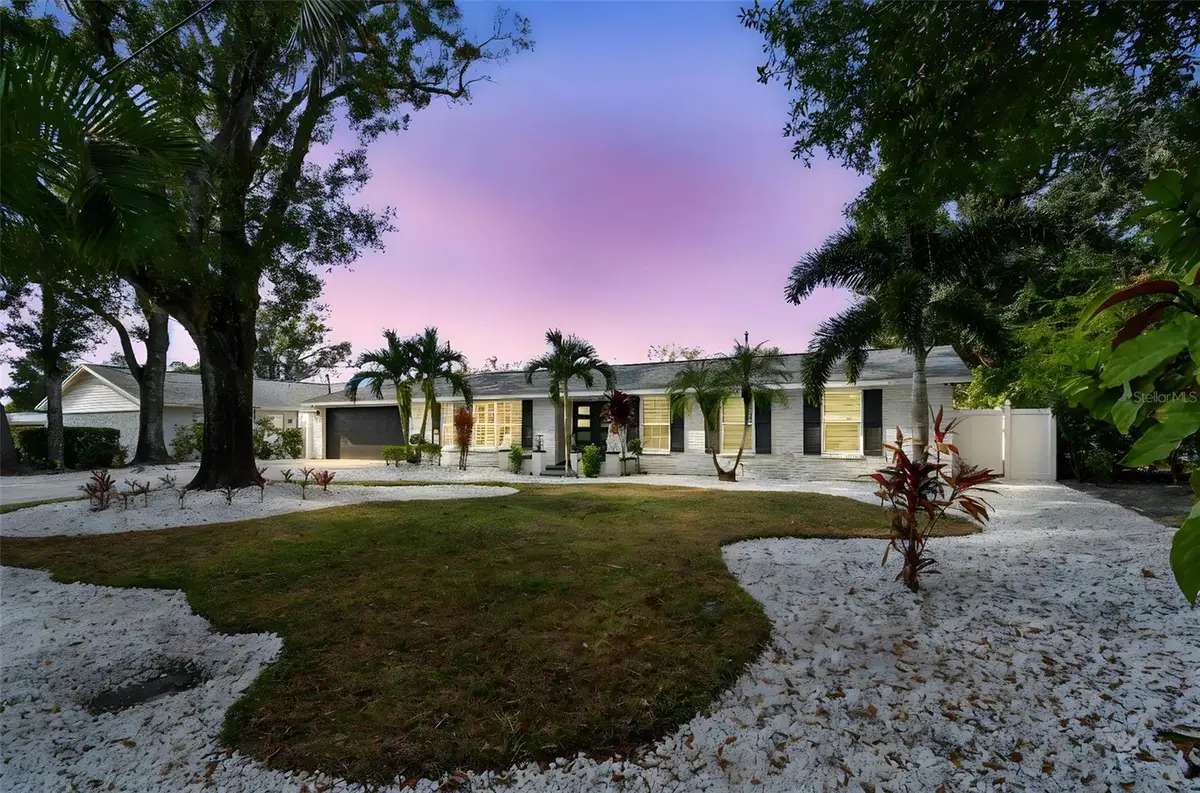 4918 N River Shore Drive, Tampa, FL 33603 - Image #1