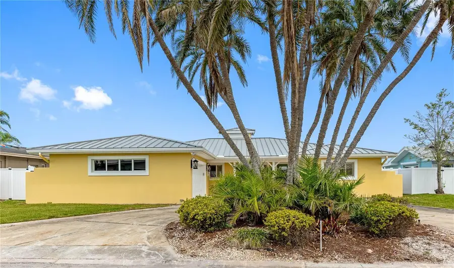 512 173rd Avenue E, North Redington Beach, FL 33708 - Image #3