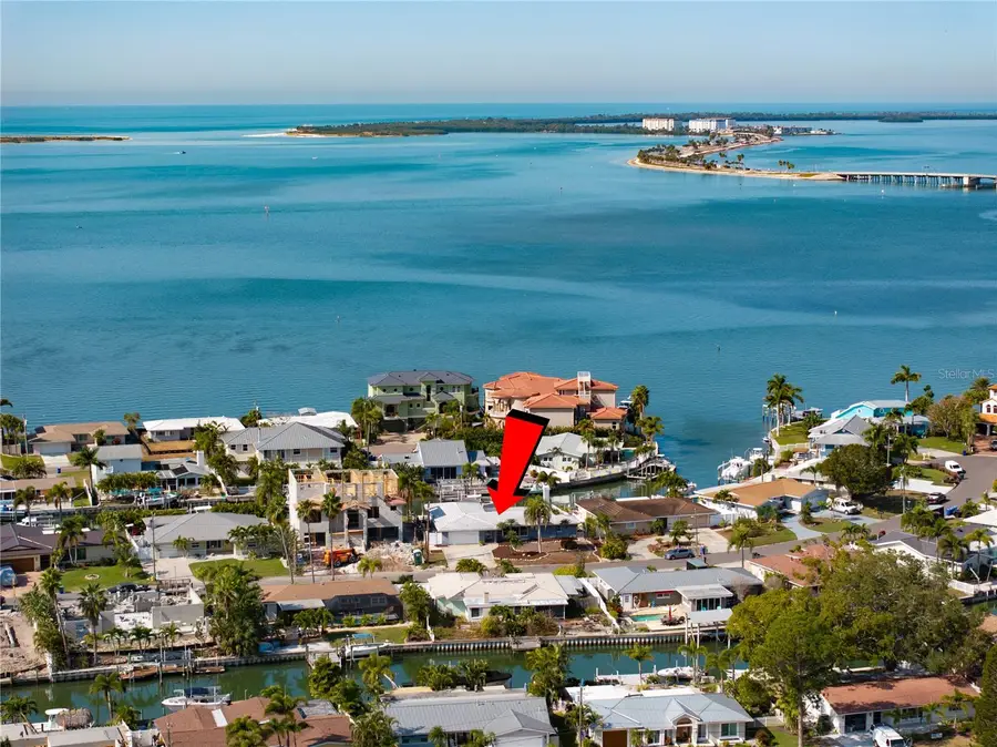2250 Lagoon Drive, Dunedin, FL 34698 - Image #3