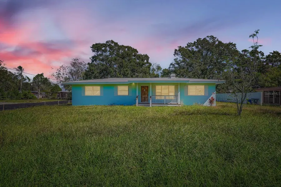 421 Shore Drive E, Oldsmar, FL 34677 - Image #2