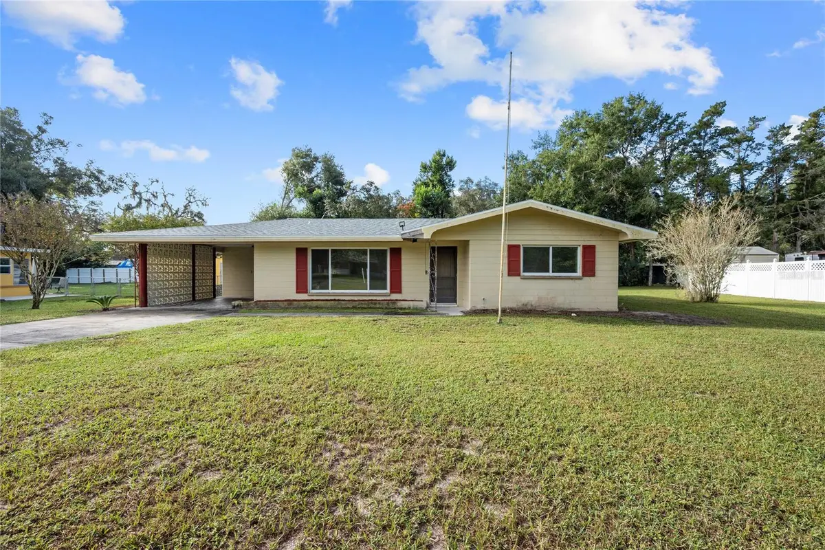 34708 Hibiscus Drive, Dade City, FL 33523 - Image #1