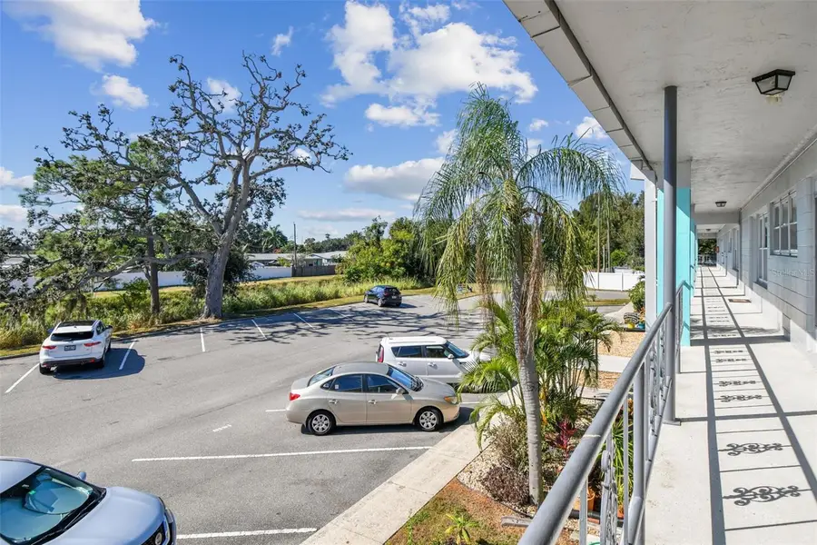 5861 42nd Terrace N #1712, Kenneth City, FL 33709 - Image #3