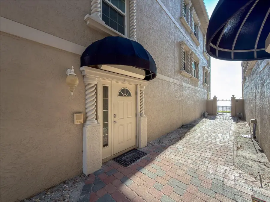 18700 Gulf Boulevard #5, Indian Shores, FL 33785 - Image #3