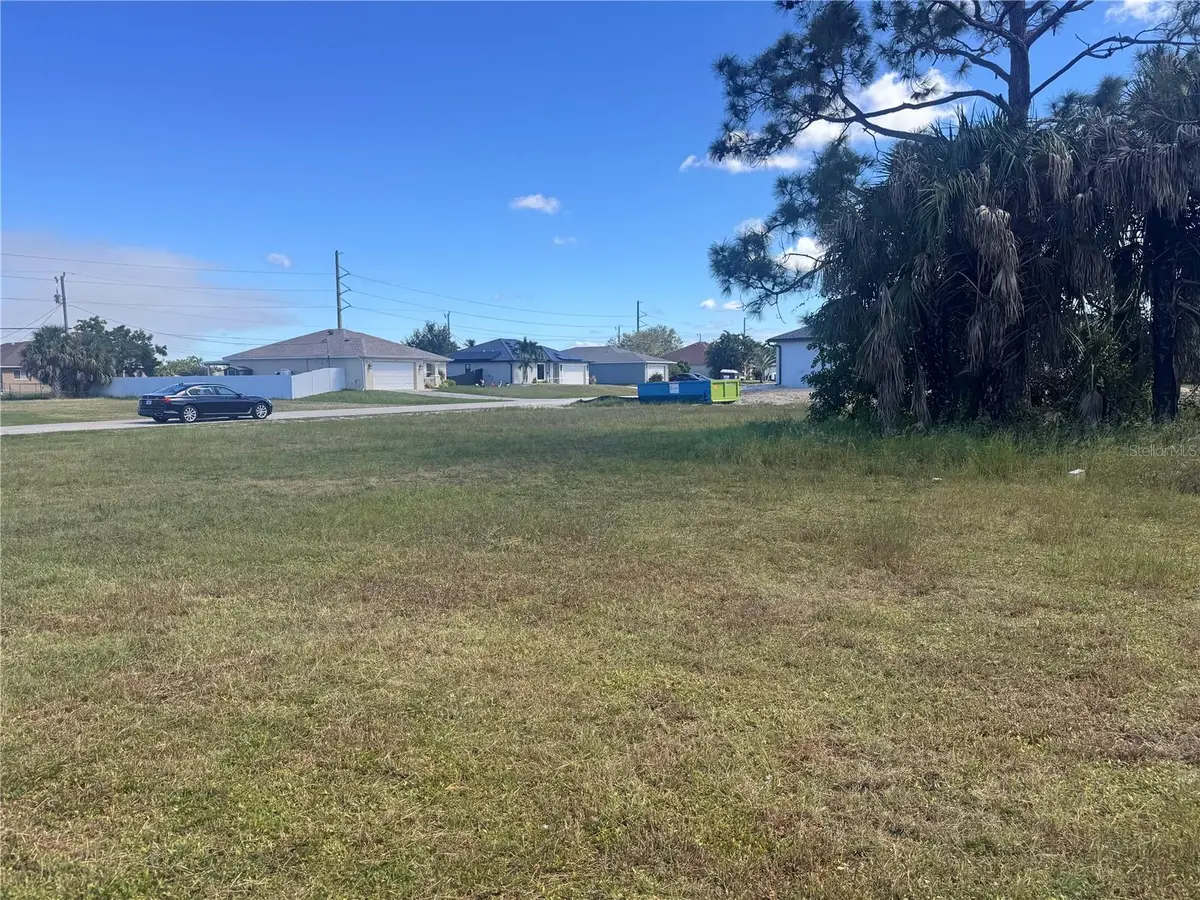 322 NE 27th Street, Cape Coral, FL 33909 - Image #1