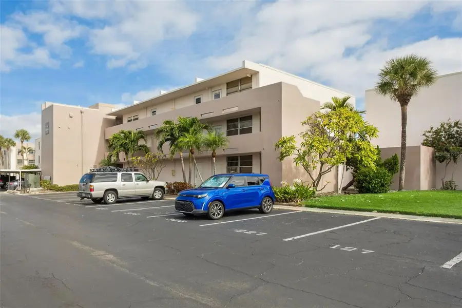 7405 Bay Island Drive S #123, South Pasadena, FL 33707 - Image #2