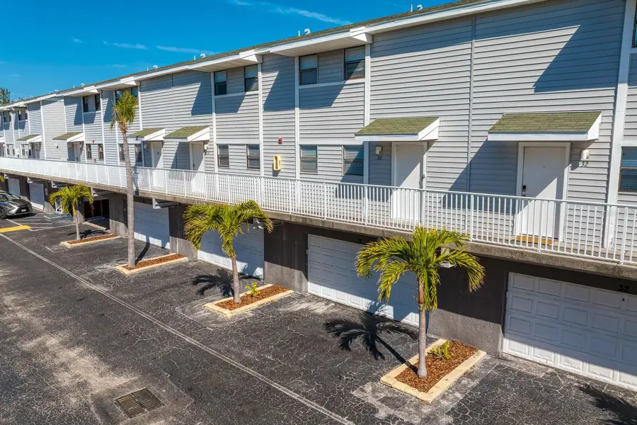 19823 Gulf Boulevard #33, Indian Shores, FL 33785 - Image #2