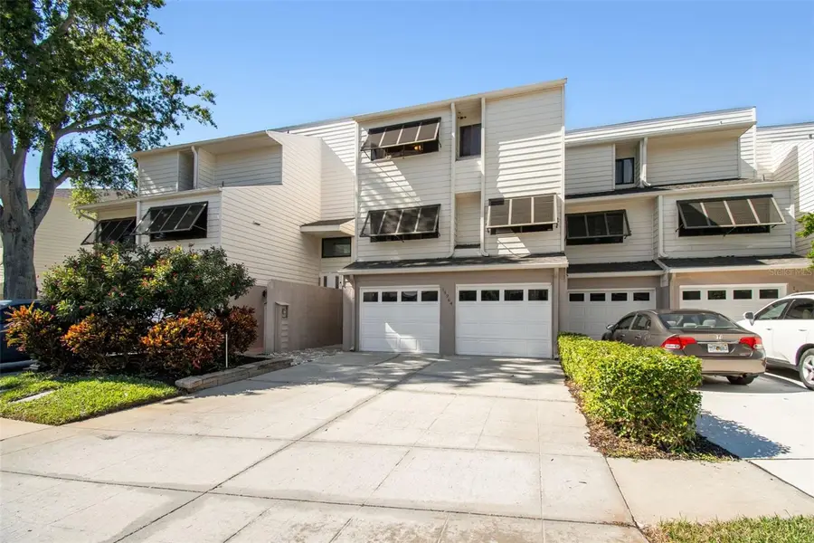 13964 Lake Point Drive, Clearwater, FL 33762 - Image #2