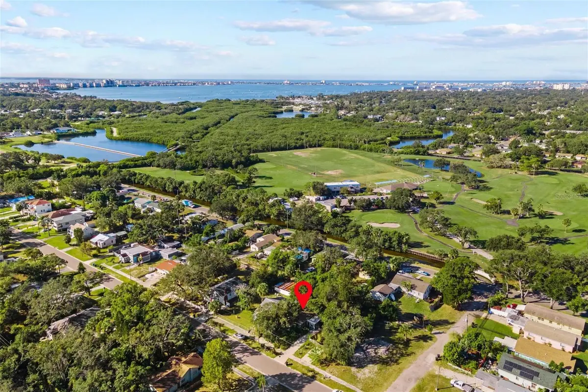 2301 Kingston Street S, Saint Petersburg, FL 33711 - Image #1