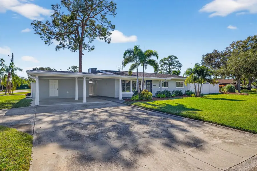 4896 Venetian Place Ne, Saint Petersburg, FL 33703 - Image #2