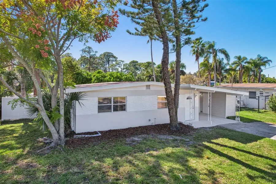 7243 Royal Palm Drive, New Port Richey, FL 34652 - Image #2