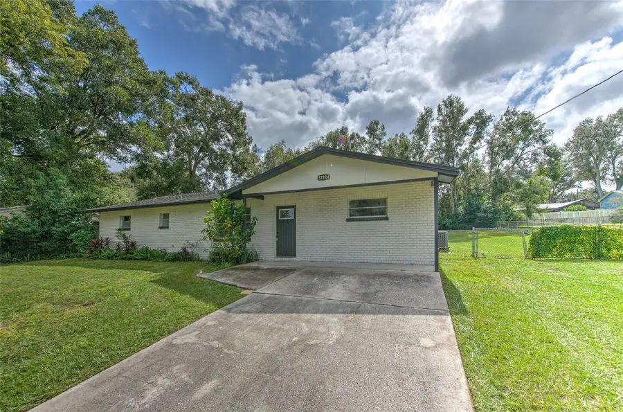 37224 Nicole Avenue, Zephyrhills, FL 33541 - Image #2