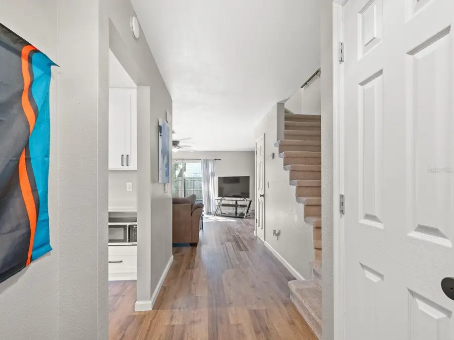 1722 Mill Run Circle, Tampa, FL 33613 - Image #2