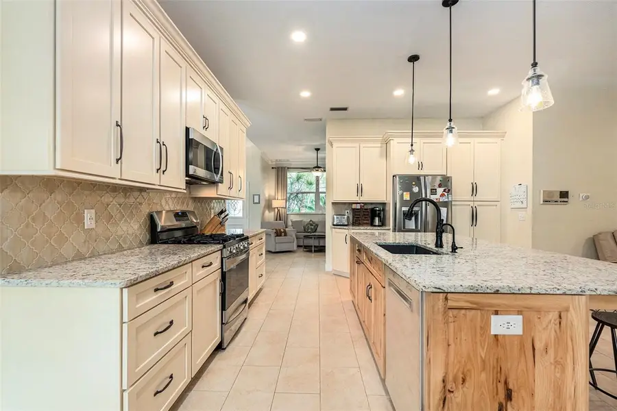 606 Tomoka Drive, Palm Harbor, FL 34683 - Image #3