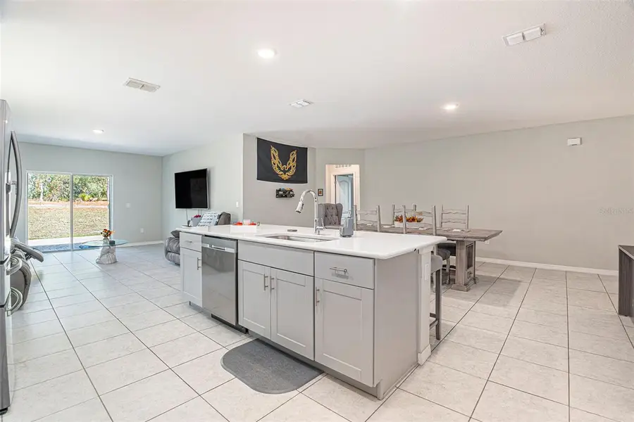 12211 Snowy Egret Avenue, Weeki Wachee, FL 34614 - Image #2