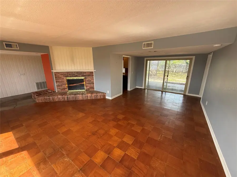 4071 Harbor Hills Drive, Largo, FL 33770 - Image #2