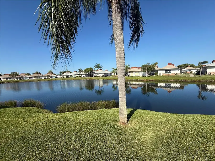 4328 Tahitian Gardens Circle #E, Holiday, FL 34691 - Image #3