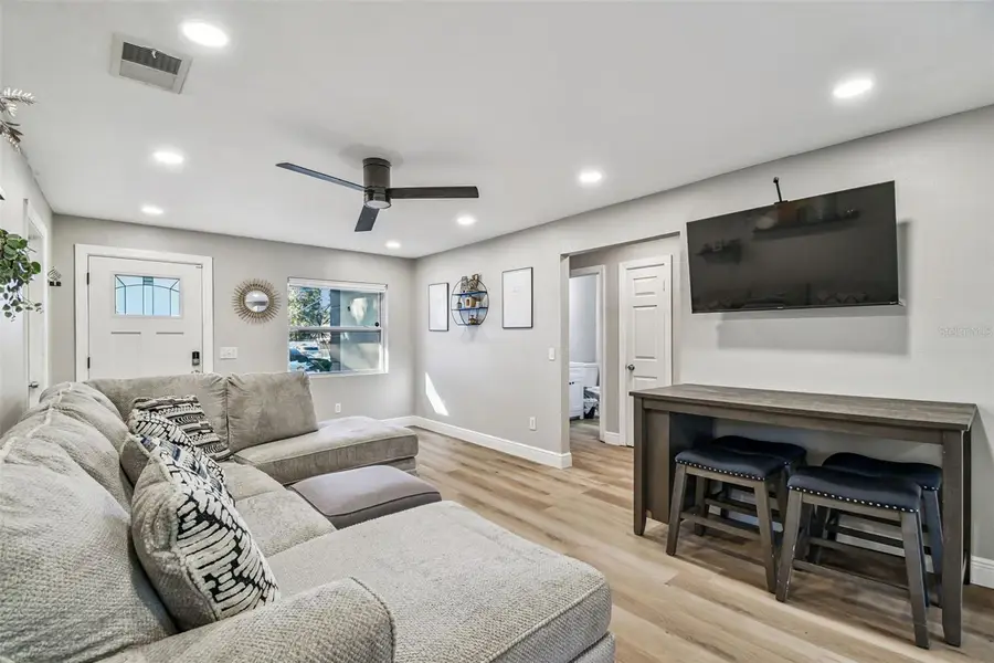 1706 E Chelsea Street, Tampa, FL 33610 - Image #3