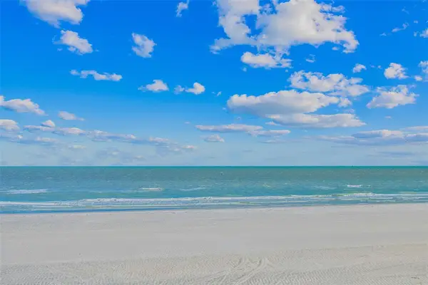 19710 Gulf Boulevard #203, INDIAN SHORES, FL 33785