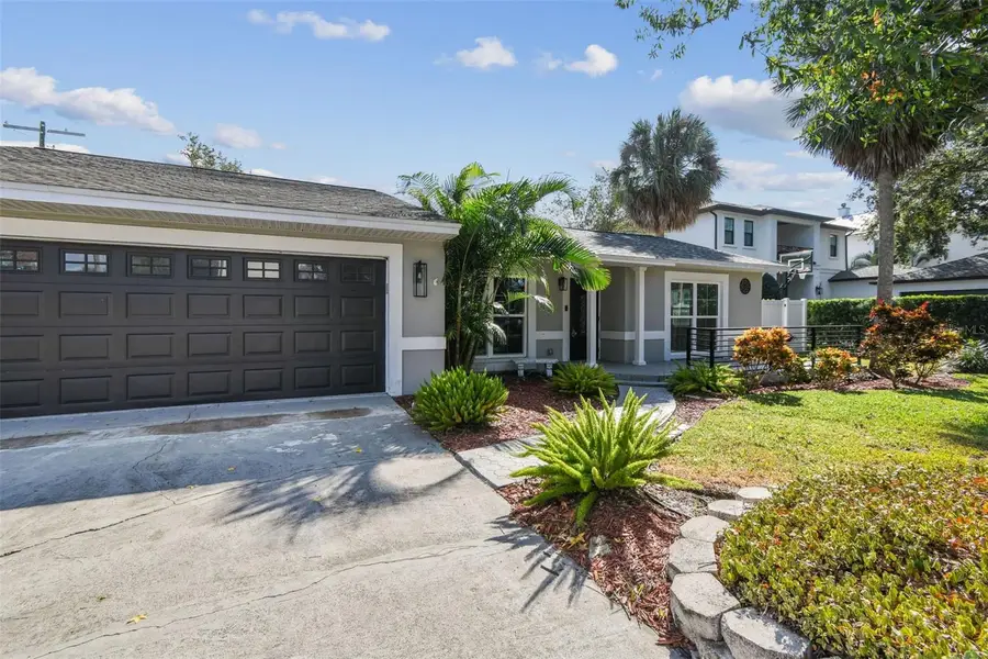 2 S Treasure Drive, Tampa, FL 33609 - Image #3