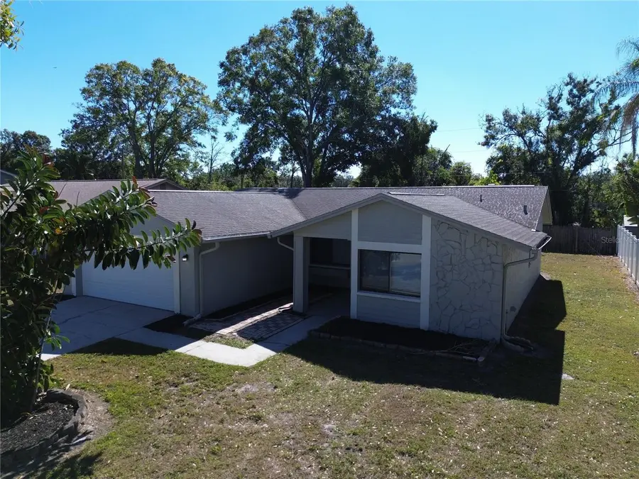 5012 Country Hills Drive, Tampa, FL 33624 - Image #3