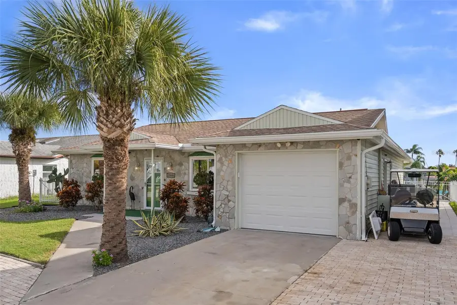 15606 Donzi Drive, Hudson, FL 34667 - Image #2